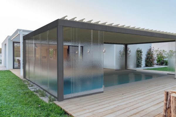pergola system zadaszenia trasów, basenów, lokali gastronomicznych.